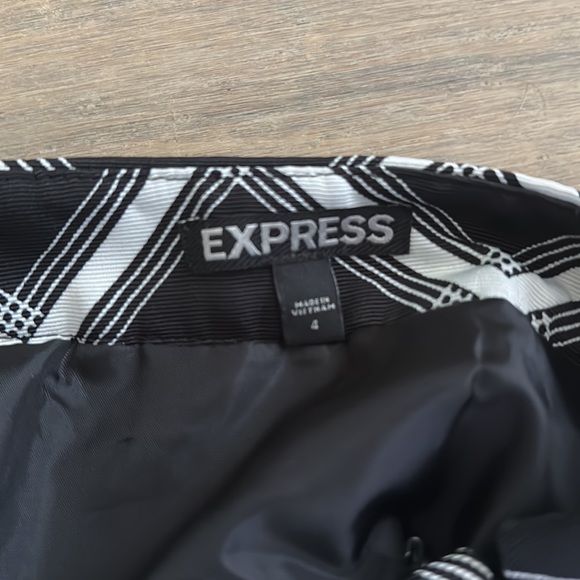 Express windowpane A line skirt - Picture 2 of 2
